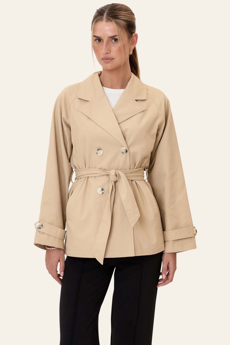 Beate Trenchcoat