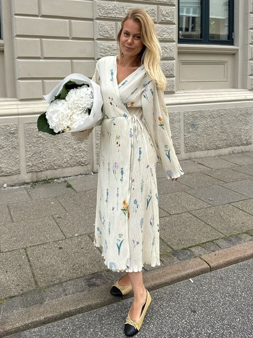 Hovedbilde Ofelia Long Wrap Dress