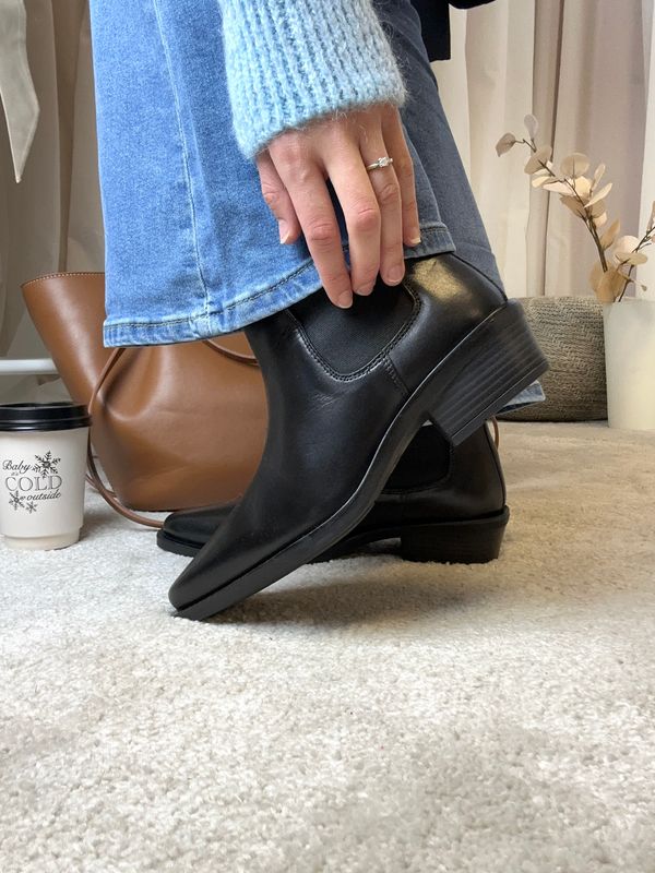 Mira Leather Boot