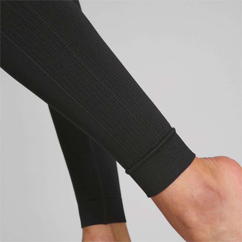 Studio Foundation Seamless Tight