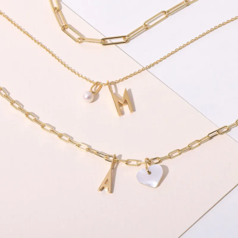 Letter 10mm for initial necklace A-Z (18K Goldplated) - T
