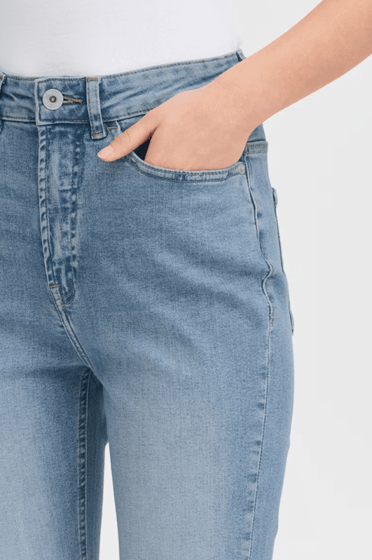 Twiggy Flared High Waist Jeans