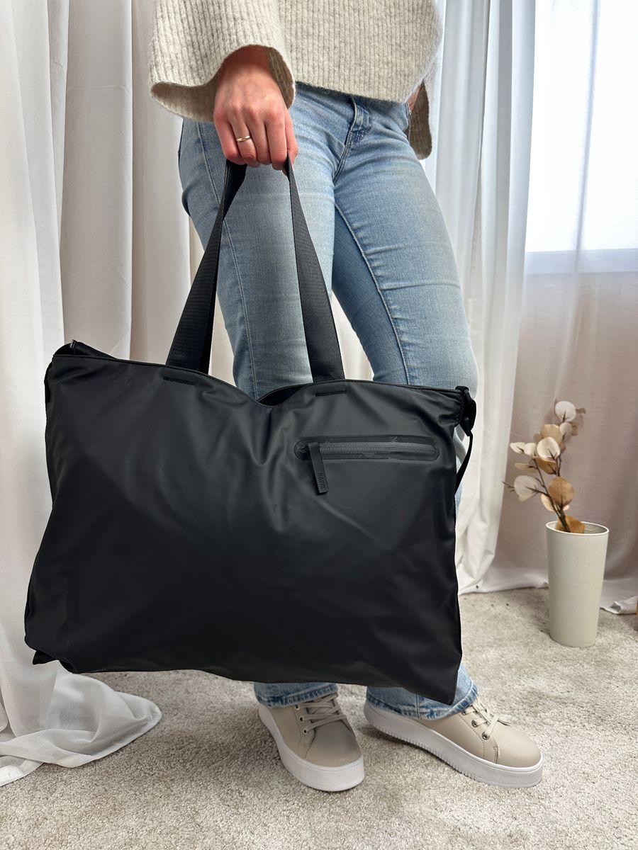 Dash Messenger Tote Bag