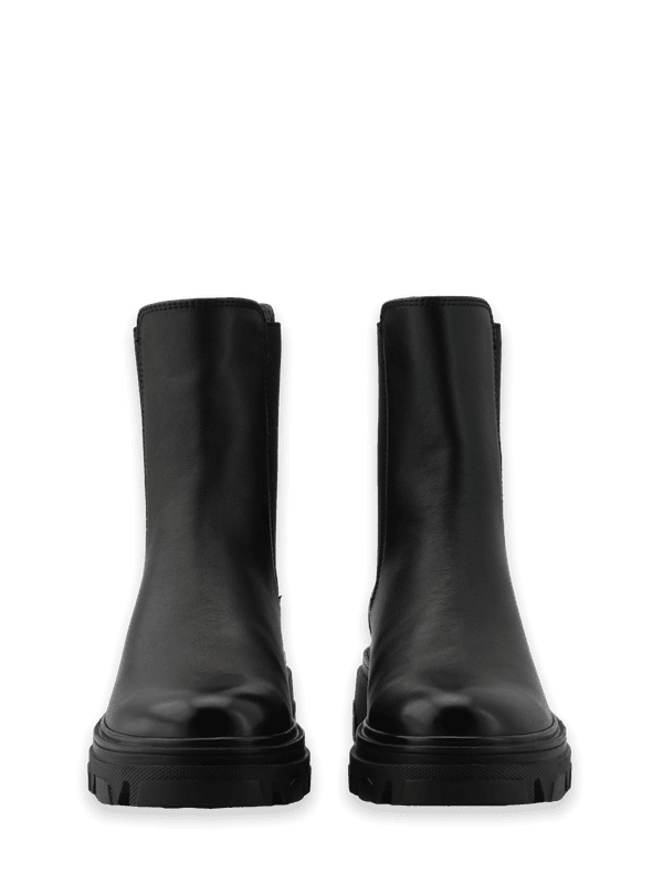 Cleo Chelsea Leather